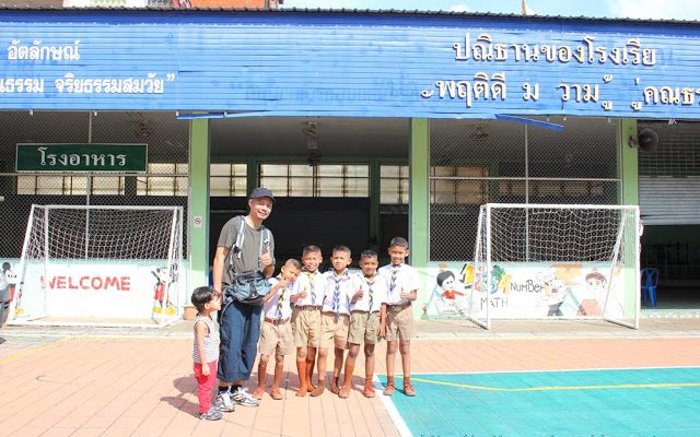 Thailand – Laos: Day 2 – Part 2 – Thai Primary School and Wet Market in Hat Yai
