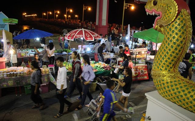 Thailand – Laos Travel: Day 3 – Part 4 – Muslim Food Stalls and  Night Market  in Prachuap Khiri Khan