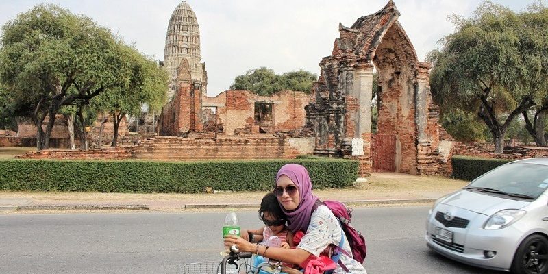 Thailand - Laos Travel: Day 11 - Part 2 - First Time Cycling In Thailand & Visiting Wat Ratchaburana